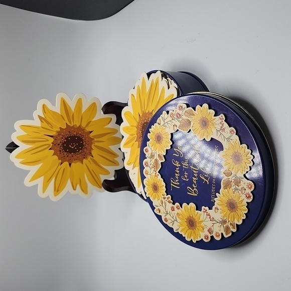 Gratitude Cards Thank You for this Beautiful Life 24 Cards and Tin - Picture 7 of 8